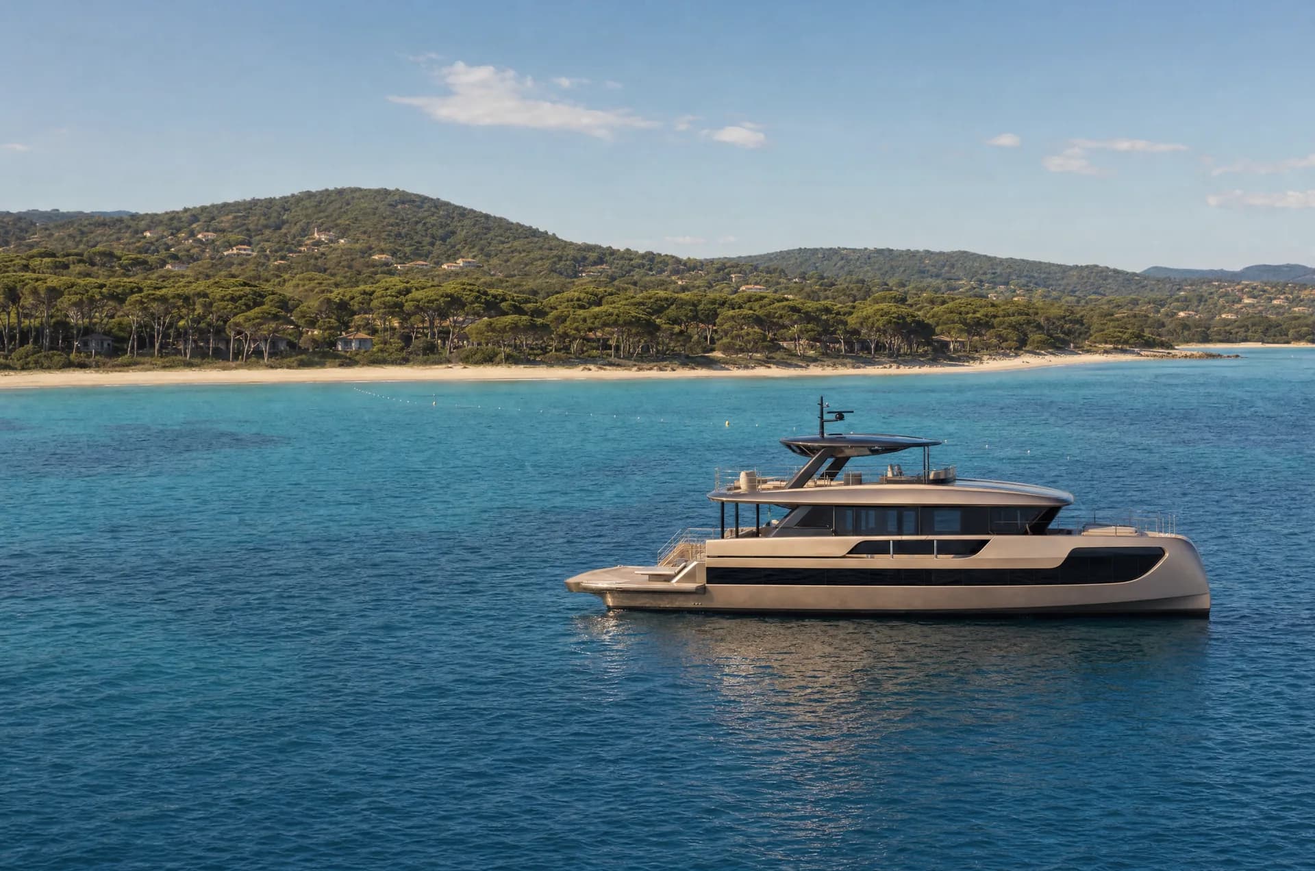 SUE ROSSO at anchor off Pampelonne near Saint-Tropez